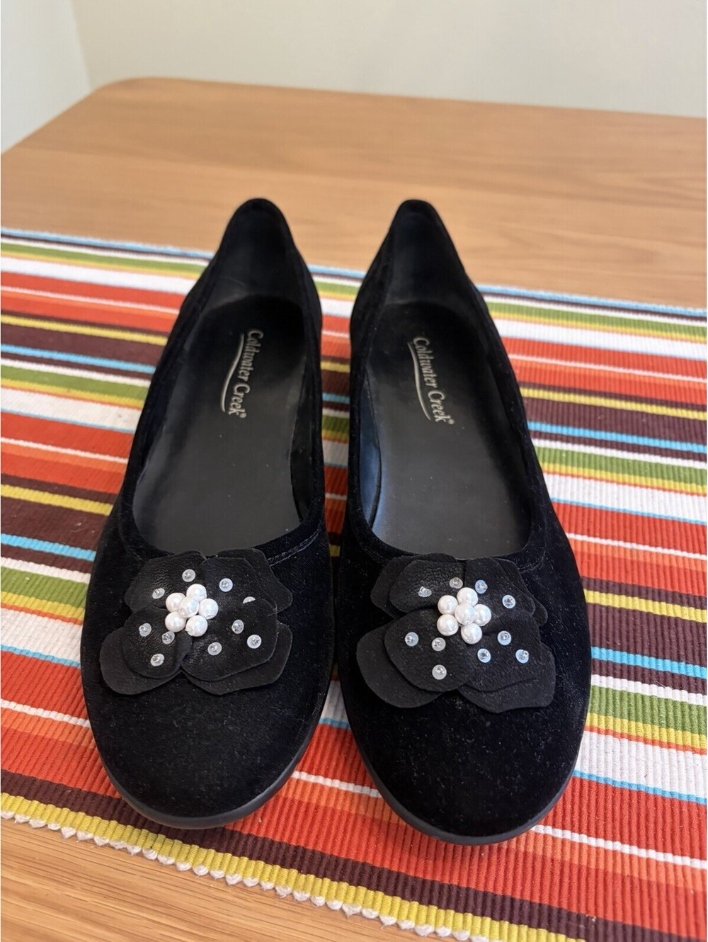 Coldwater Creek womens black velvet/pearl ballet flats 9M gently New No Box
